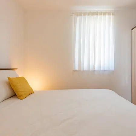 Sidro アパート *